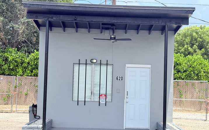 Pictures of Retail, Office property located at 620 North Dixie Highway, Lake Worth Beach, FL 33460 for lease - image #1