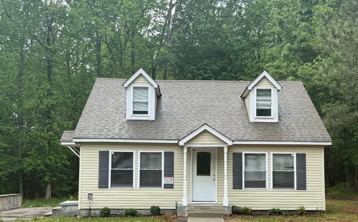 Pictures of Office property located at 18436 Jefferson Davis Highway, Ruther Glen, VA 22546 for lease - image #1