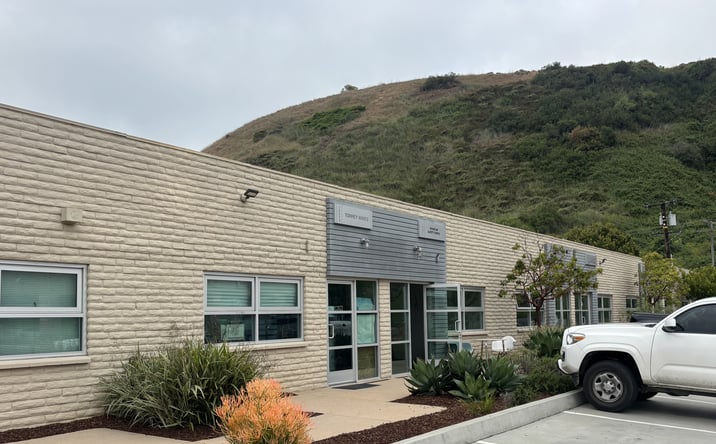 Pictures of Industrial property located at 10471 Roselle Street, San Diego, CA 92121 for lease - image #1