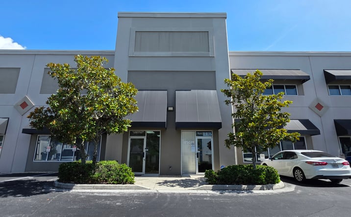 Pictures of Industrial property located at 7810 Kingspointe Parkway, Orlando, FL 32819 for lease - image #1