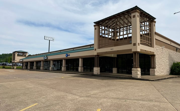 Pictures of Retail, Office, Special Purpose property located at 7610 Hamilton Park Drive, Chattanooga, TN 37421 for lease - image #1