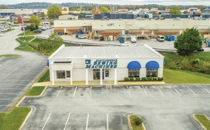 Pictures of Retail property located at 2200A Hamilton Place Blvd, Chattanooga, TN 37421-6021 for lease - image #1