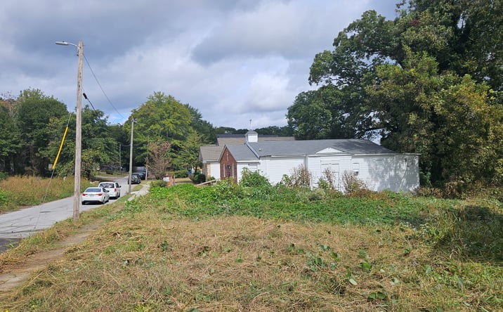 Pictures of Retail, Land, Special Purpose property located at 1611 Ralph David Abernathy Boulevard Southwest, Atlanta, GA 30310 for lease - image #1