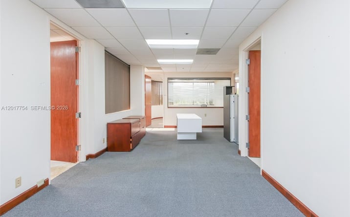 Pictures of Office property located at 1900 Glades Rd # 245, Boca Raton, FL 33431 for lease - image #1