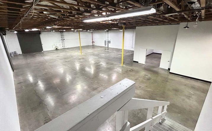 Pictures of Industrial property located at 4802 S 35th St, Phoenix, AZ 85040 for lease - image #1