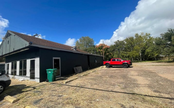 Pictures of Retail property located at 1916 Cedar Drive, La Marque, TX 77568 for lease - image #1
