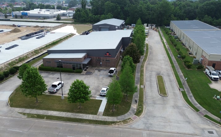 Pictures of Industrial property located at 4515 SHERWOOD COMMON BLVD, BATON ROUGE, LA 70816-4270 for lease - image #1
