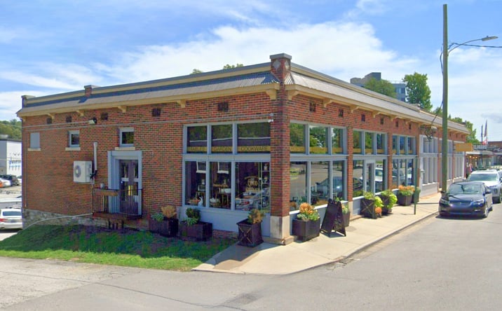 Pictures of Retail, Office, Special Purpose property located at 521 Cherokee Boulevard, Chattanooga, TN 37405 for lease - image #1