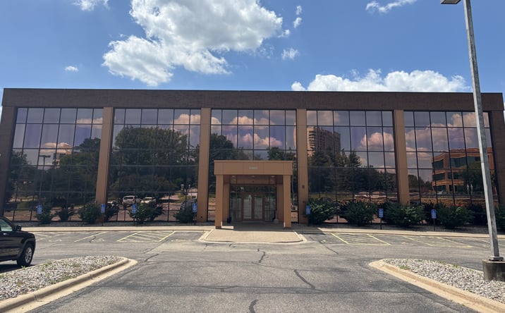 Pictures of Office property located at 5900 Green Oak Drive, Minnetonka, MN 55343 for lease - image #1