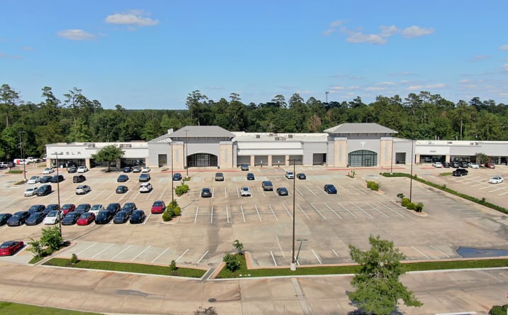 Pictures of Retail property located at 9420 College Park Dr., The Woodlands, TX 77384 for lease - image #1