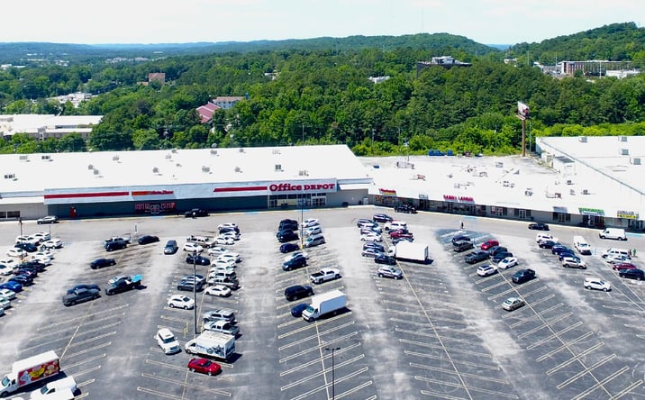 Pictures of Retail, Office property located at 110 Green Springs Highway, Homewood, AL 35209-4904 for lease - image #1