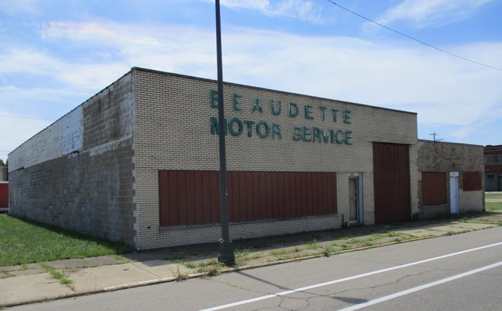 Pictures of Industrial, Retail, Office property located at 300 Territorial Road, Benton Harbor, MI 49022 for lease - image #1