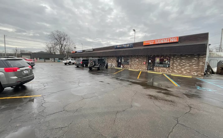 Pictures of Retail property located at 505 W Main St, Lowell, MI 49331 for lease - image #1