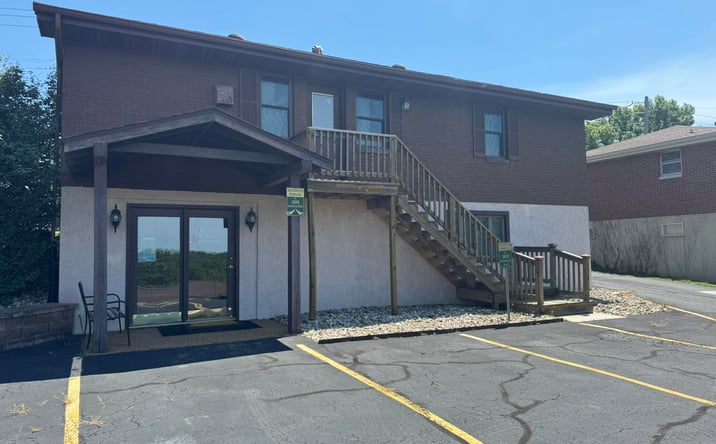Pictures of Special Purpose property located at 1808 SOUTHWEST BOULEVARD B, Jefferson City, MO 65109 for lease - image #1