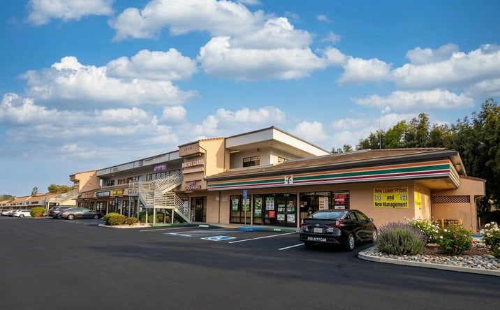 Pictures of Retail property located at 1345 S DIAMOND BAR BLVD, DIAMOND BAR, CA 91765 for lease - image #1