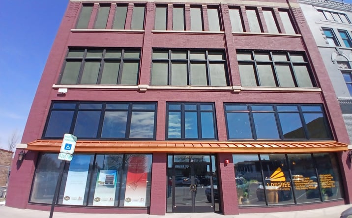 Pictures of Office, Retail, Restaurant property located at 46 CENTRAL Park, Jacksonville, IL 62650 for lease - image #1