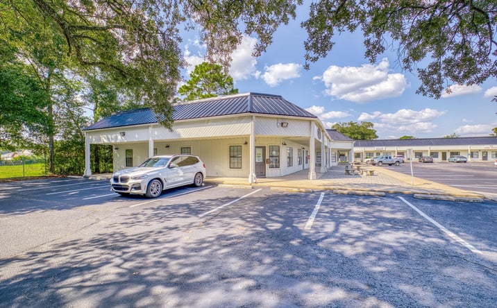 Pictures of Retail, Office property located at 2400 W Michigan Ave, Pensacola, FL 32526 for lease - image #1