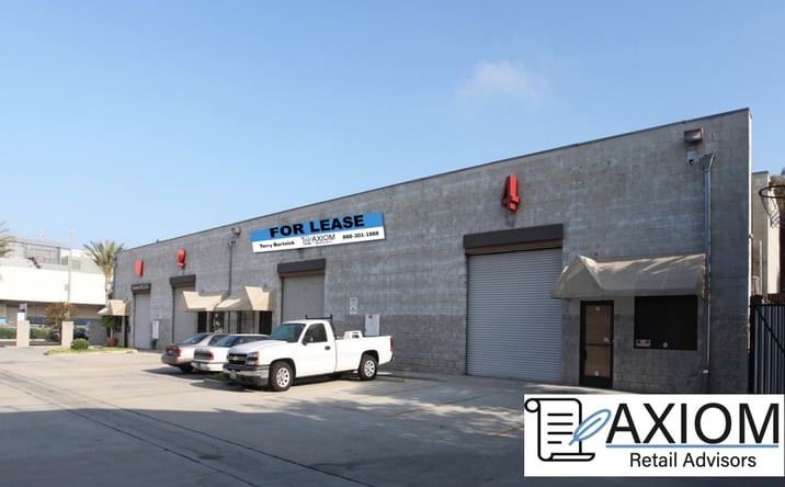 Pictures of Retail property located at 990 South Arroyo Parkway, Pasadena, CA 91106 for lease - image #1
