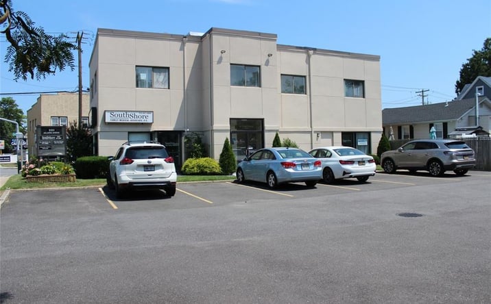 Pictures of Office property located at 1000 Atlantic Avenue, Hempstead, NY 11510 for lease - image #1