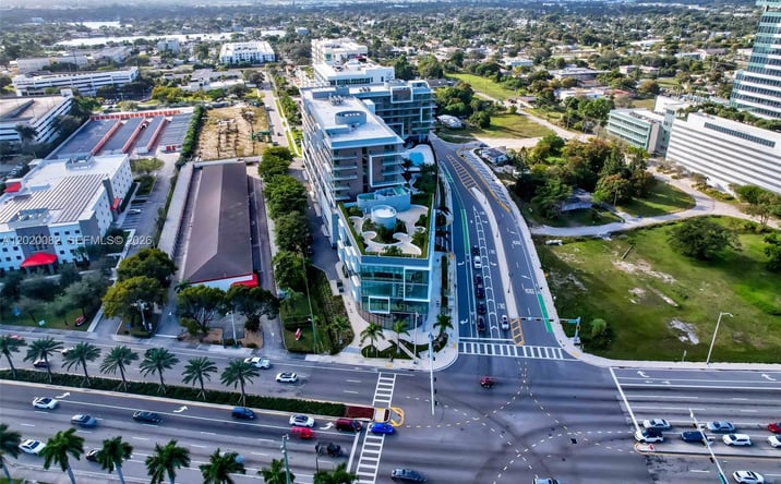 Pictures of Office, Retail property located at 21290 Biscayne # 412, Aventura, FL 33180 for lease - image #1