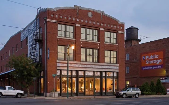 Pictures of Office property located at 431 S Main, Memphis, TN 38103 for lease - image #1