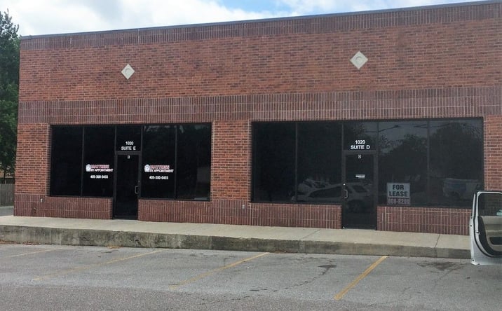 Pictures of Retail property located at 1020 NW 27th Street, Moore, OK 73160 for lease - image #1