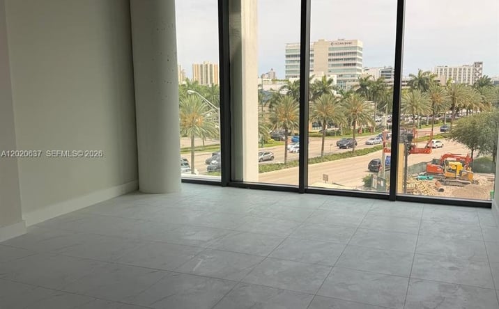 Pictures of Office property located at 21290 Biscayne Blvd # 310, Aventura, FL 33180 for lease - image #1