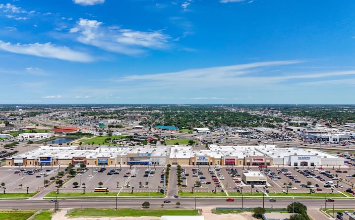Pictures of Retail, Office property located at 500 N Jackson Rd, Pharr, TX 78577 for lease - image #1