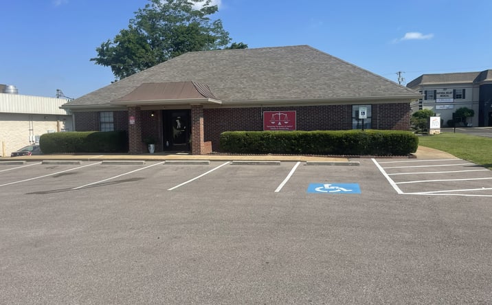 Pictures of Office property located at 212 GOODMAN RD E, SOUTHAVEN, MS 38671-9520 for lease - image #1