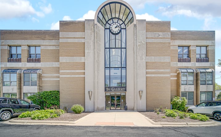 Pictures of Office property located at 1S443 Summit Avenue, Oakbrook Terrace, IL 60181 for lease - image #1