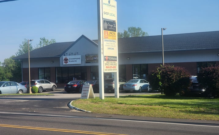 Pictures of Retail, Office, Special Purpose property located at 199 Old Hartford Road, Colchester, CT 06415-2739 for lease - image #1