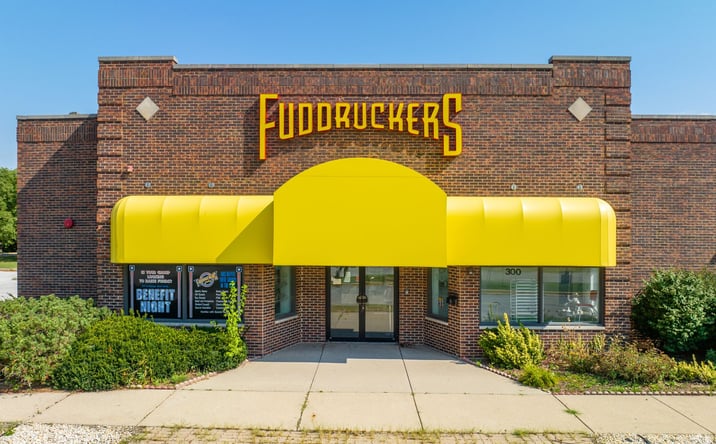 Pictures of Retail property located at 300 Town Center Rd, Matteson, IL 60443 for lease - image #1