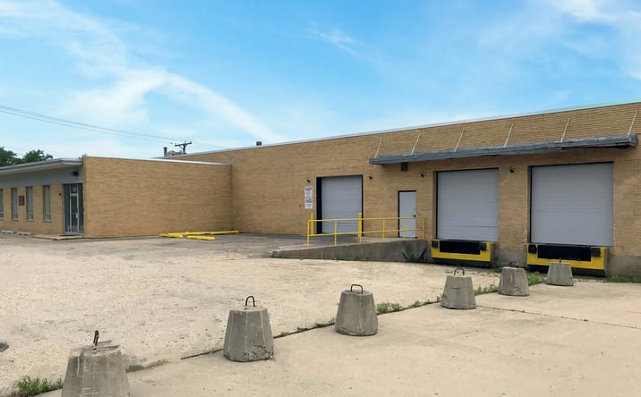 Pictures of Industrial property located at 2063 Frontage Rd., Des Plaines, IL 60018 for lease - image #1