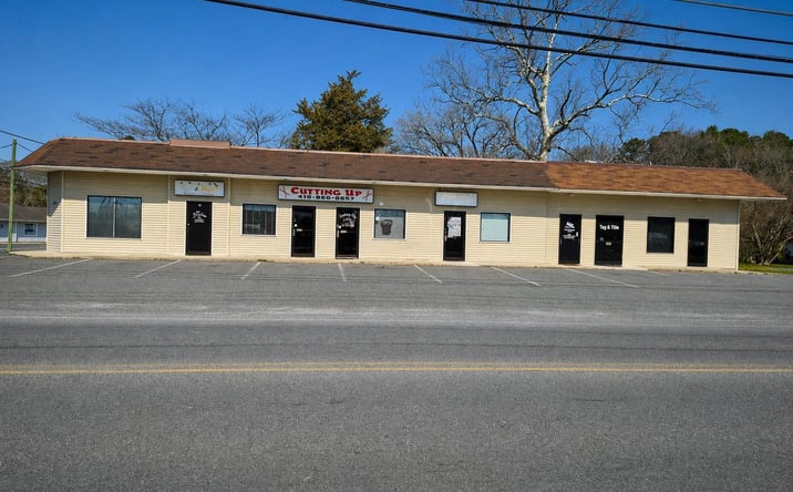 Pictures of Office property located at 100 N Camden Ave, Fruitland, MD 21826 for lease - image #1