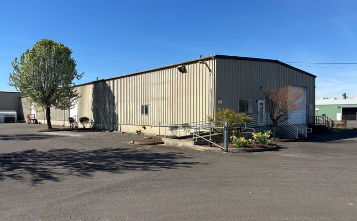 Pictures of Industrial property located at 250 SE Booth Bend Rd, McMinnville, OR 97128 for lease - image #1