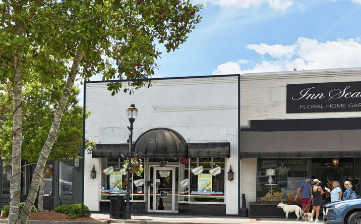 Pictures of Restaurant property located at 123 North Main Street, Fountain Inn, SC 29644 for lease - image #1