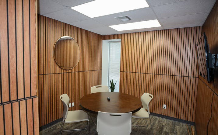 Pictures of Office property located at 320 E CARL ALBERT PKWY, MCALESTER, OK 74501-5061 for lease - image #1