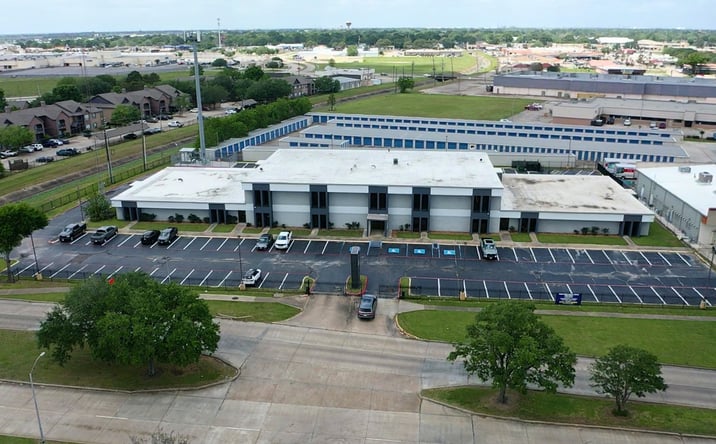 Pictures of Office property located at 3501 Turtle Creek Drive, Port Arthur, TX 77642 for lease - image #1