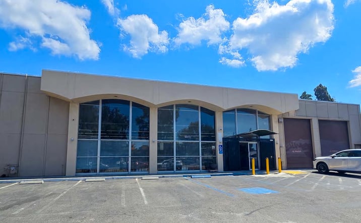 Pictures of Retail property located at 21732 Foothill Blvd, Hayward, CA 94541 for lease - image #1