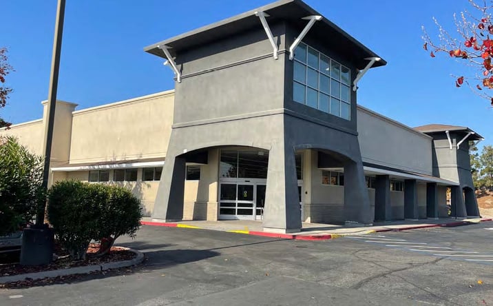 Pictures of Retail property located at 3416-3440 Deer Valley Rd, Antioch, CA 94531 for lease - image #1