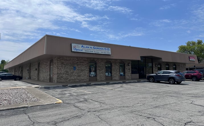 Pictures of Office, Retail property located at 1650 W 45th Street D, Munster, IN 46321 for lease - image #1