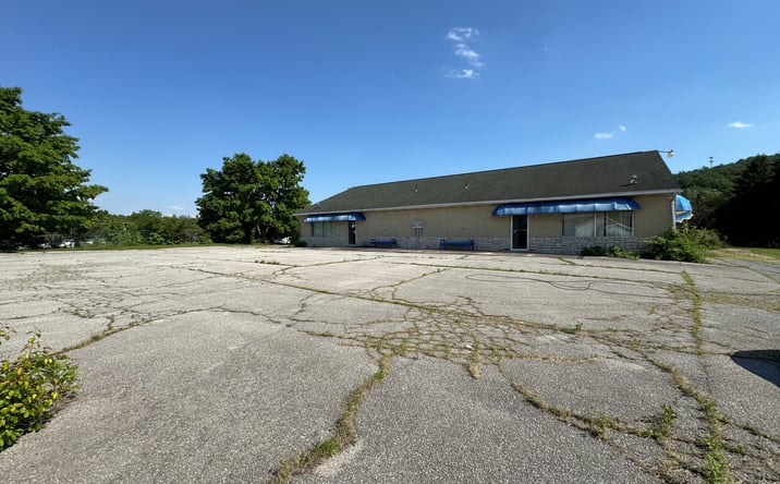 Pictures of Retail, Land, Restaurant property located at 1570 Robinhood Drive, Etters, PA 17319 for lease - image #1