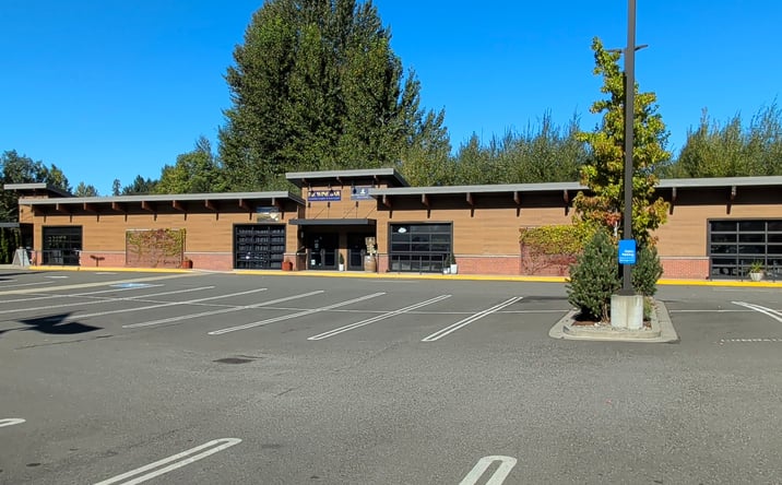 Pictures of Retail property located at 19255 Woodinville - Snohomish Rd, Woodinville, WA 98072 for lease - image #1