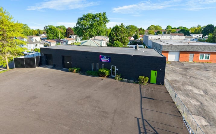 Pictures of Industrial property located at 120 ARTERIAL RD, SYRACUSE, NY 13206 for lease - image #1