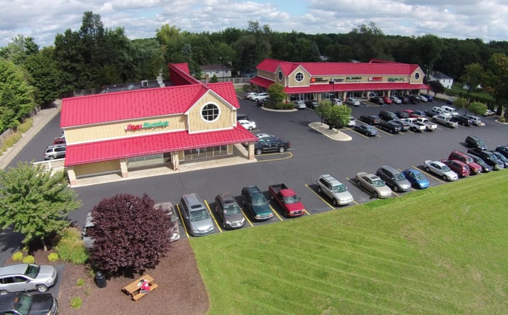 Pictures of Retail property located at 7910 Oakland Drive, Portage, MI 49024 for lease - image #1
