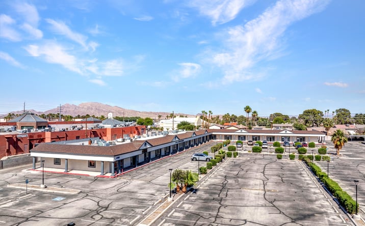 Pictures of Office, Restaurant property located at 4160 S PECOS RD, LAS VEGAS, NV 89121-5025 for lease - image #1