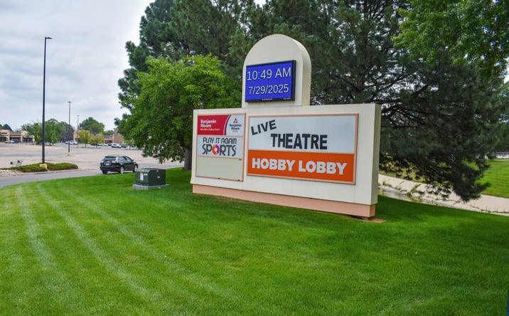 Pictures of Retail property located at 800 South Hover Street, Longmont, CO 80501 for lease - image #1
