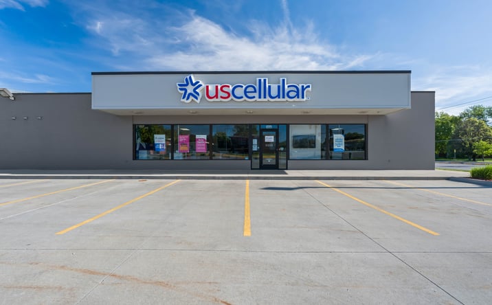 Pictures of Retail property located at 705 24TH ST, AMES, IA 50010-5057 for lease - image #1
