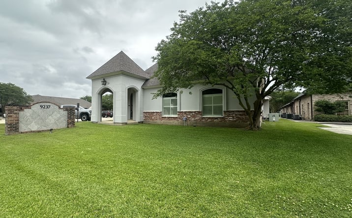 Pictures of Office property located at 9237 BLUEBONNET BLVD, BATON ROUGE, LA 70810 for lease - image #1
