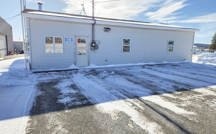 Pictures of Office, Special Purpose property located at 110 Airport Drive, Presque Isle, ME 04769 for lease - image #1